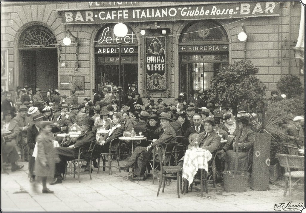 Caffè Giubbe rosse esterno gruppo