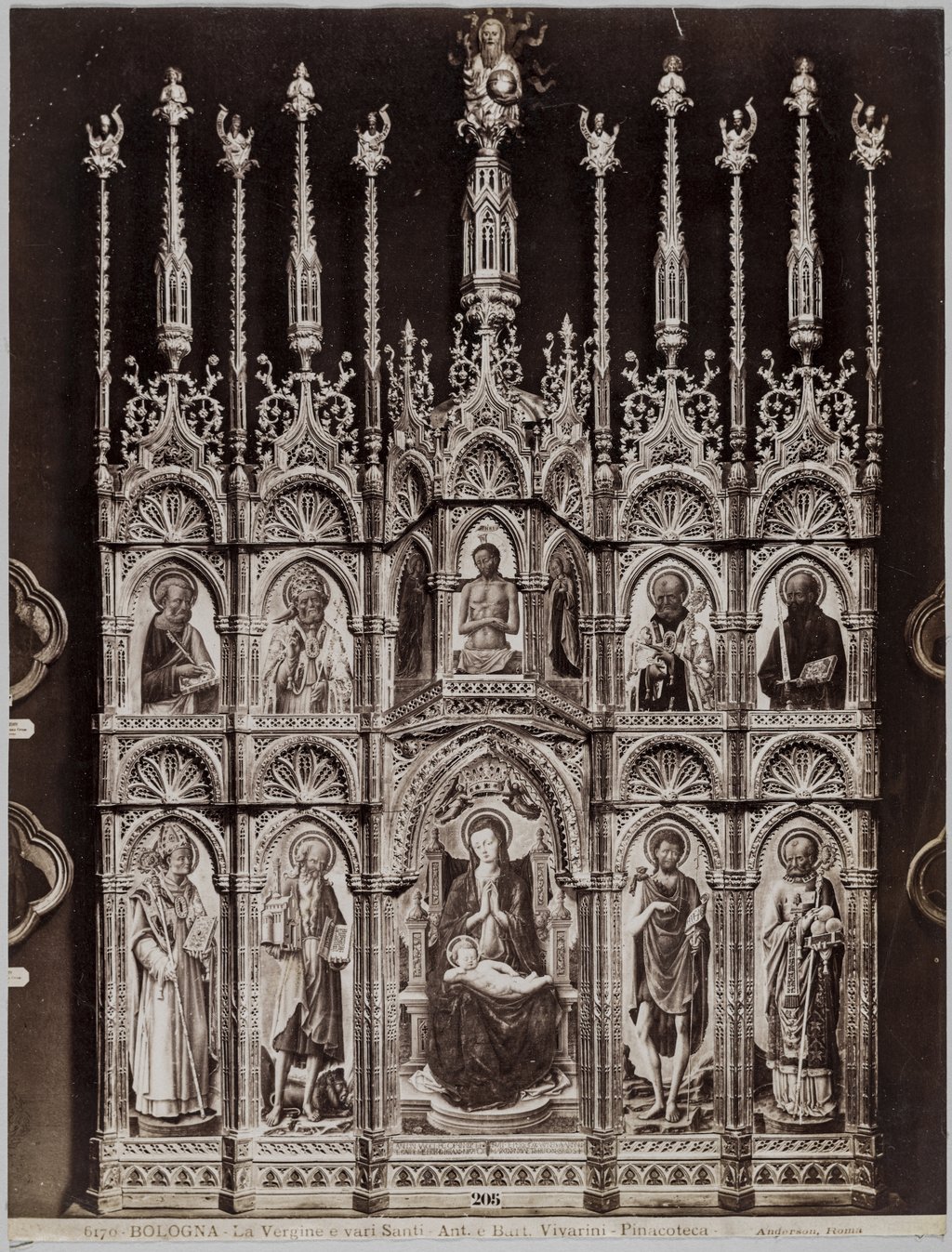 La Vergine e vari Santi